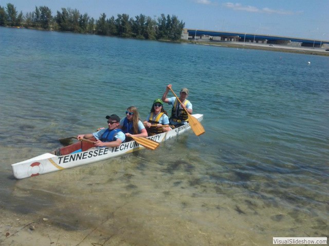 rowers in canoe 4